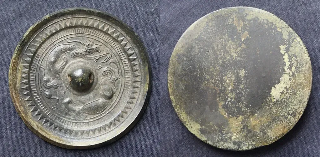 #8 - Han-Era "Ghost" Bronze That Refuses To Corrode (Image Credits: Flickr)