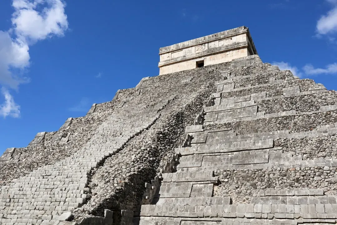 #4 - Chichén Itzá's Descending Serpent (Image Credits: Unsplash)