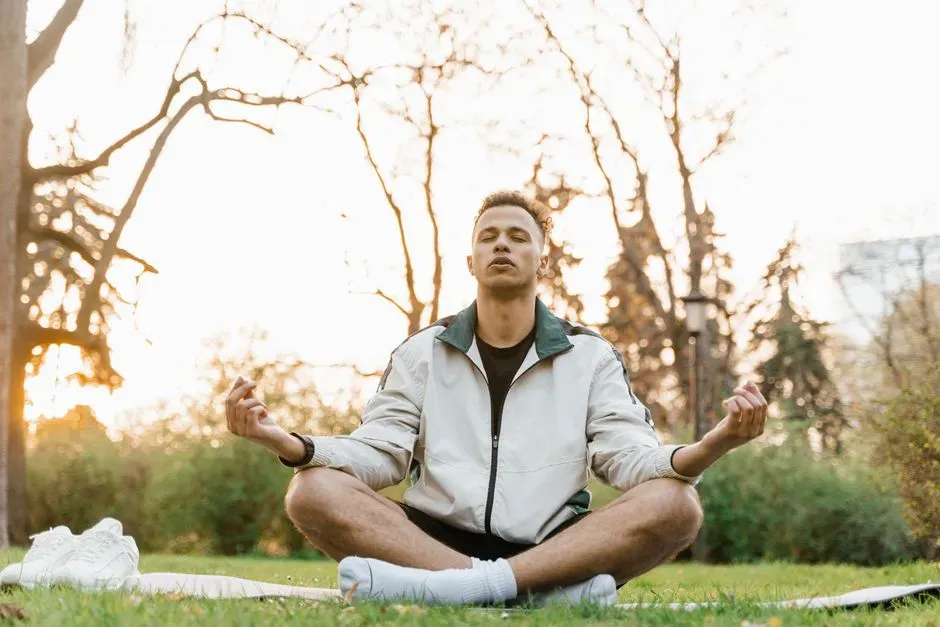 Why Losing Track of Time Feels So Strange (And Weirdly Familiar to Meditation) (Image Credits: Pexels)