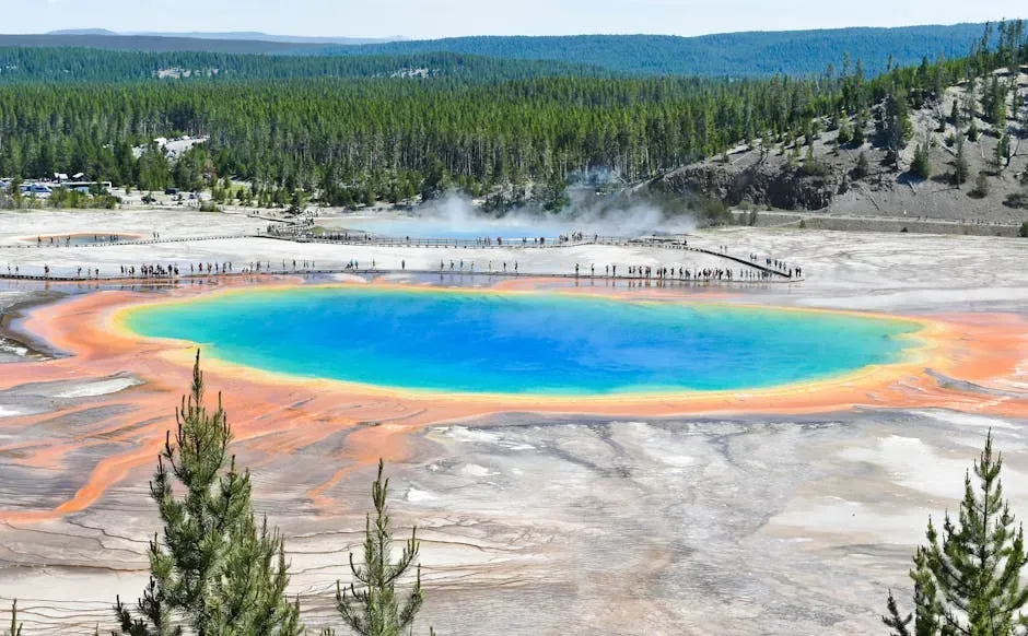 1. Yellowstone National Park, Wyoming, Montana & Idaho (Image Credits: Pexels)