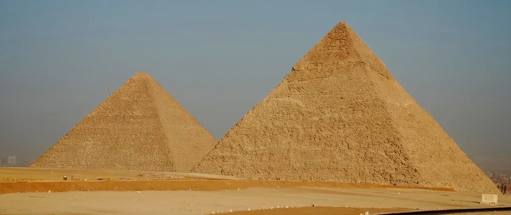 #10 - Egyptian Pyramid Stonework: Precision Assembly Without Modern Logistics (wilhelmja, Flickr, CC BY-SA 2.0)
