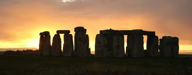 Stonehenge and Megalithic Alignments: Astronomy in Architecture (Image Credits: Wikimedia)
