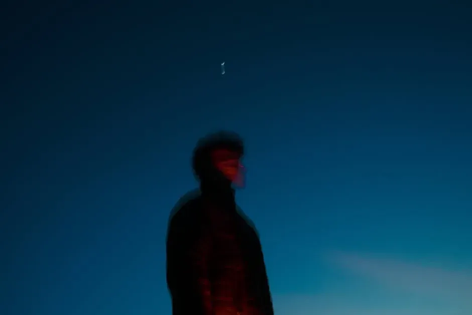 Conclusion: Nighttime Loners Are Often Doing the Emotional Work Everyone Else Delays (Image Credits: Pexels)