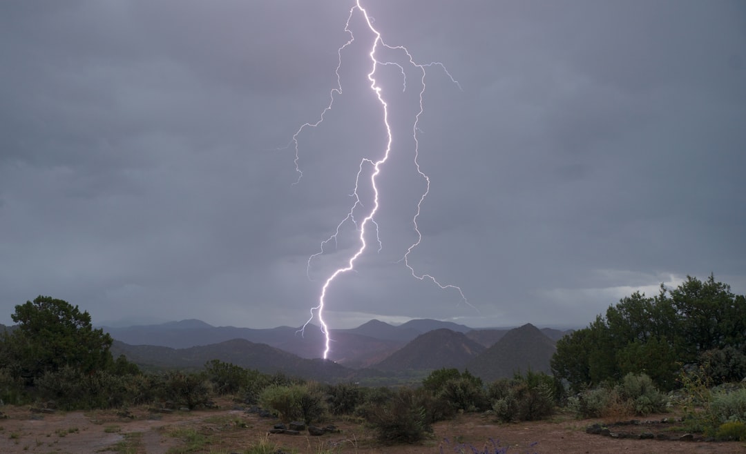 Schumann Resonance Enhancement in Desert Environments (Image Credits: Unsplash)