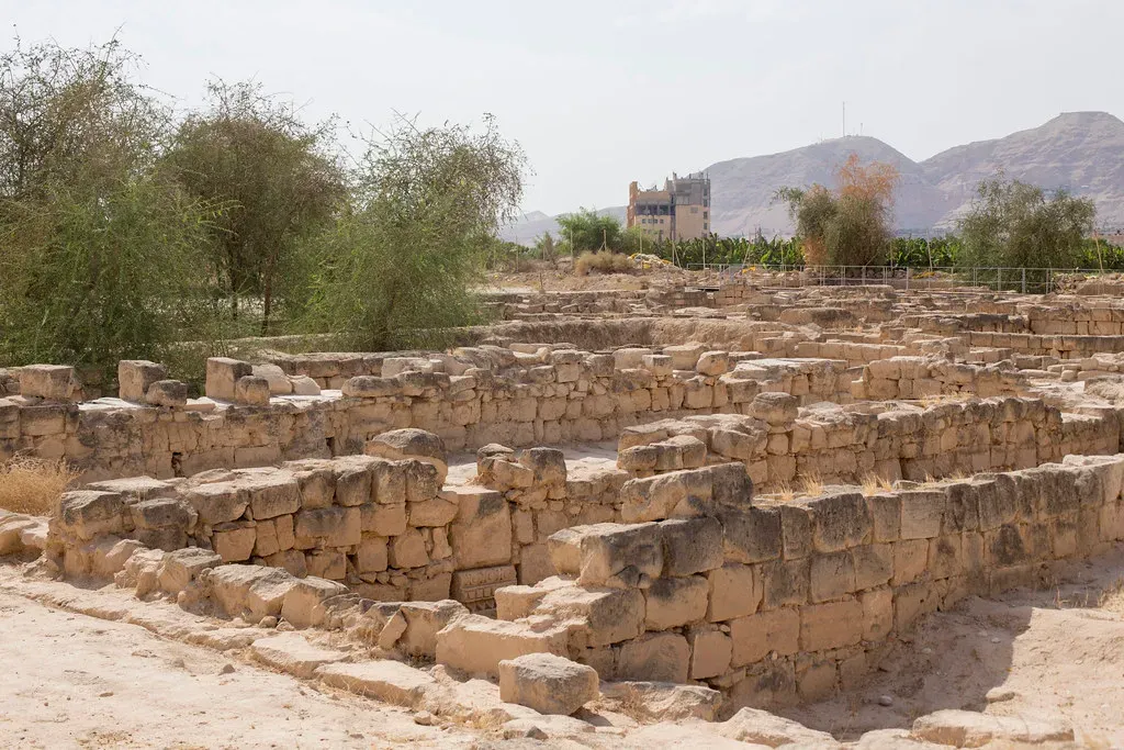 #2 - Jericho (Tell es-Sultan), West Bank: Walls Older Than the Mound's Visible Profile (Alex Brey, Flickr, CC BY-SA 2.0)