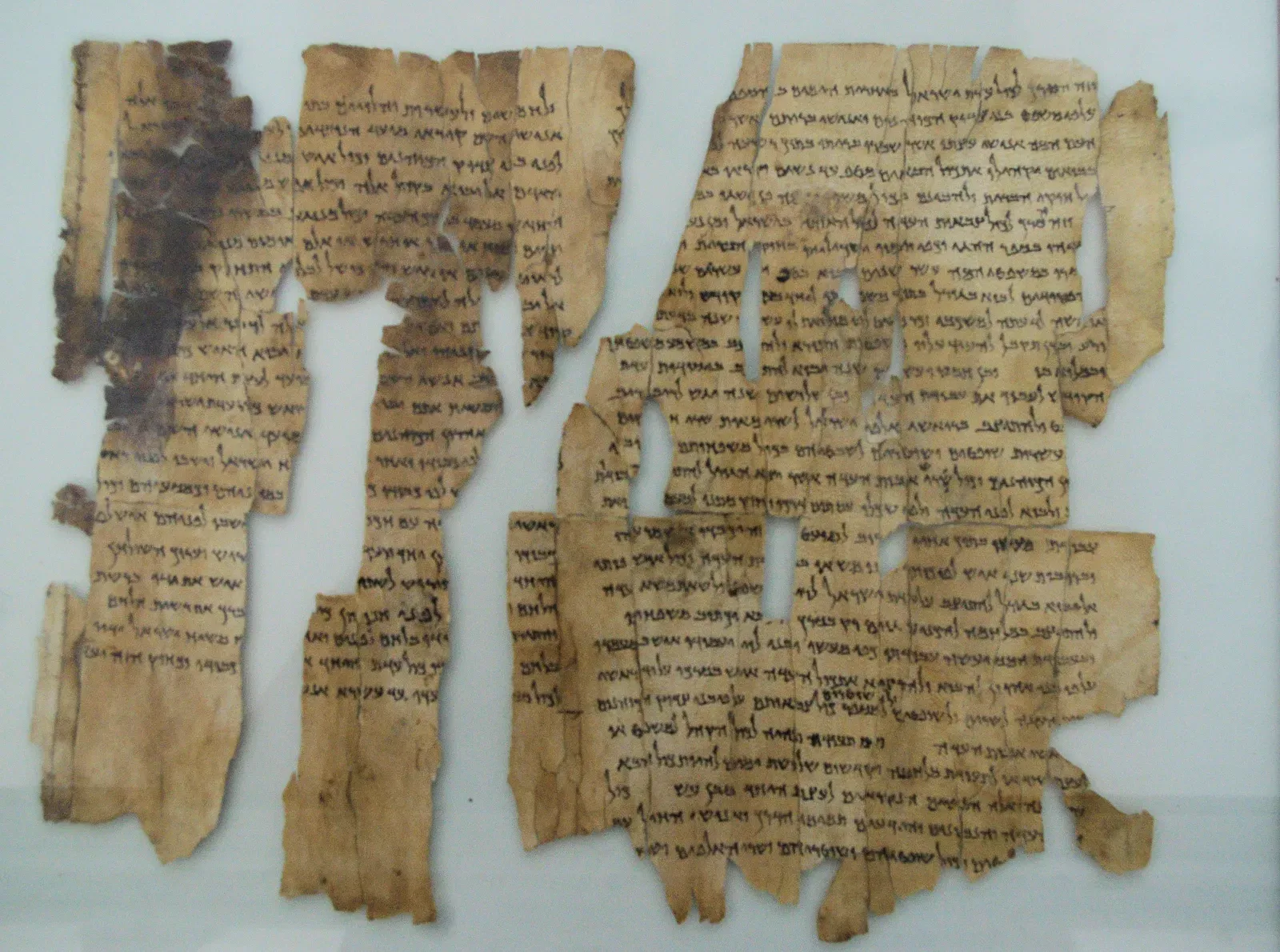 #9 - The “E” and “J” Documents Underneath the Pentateuch (By Ken and Nyetta, CC BY 2.0)