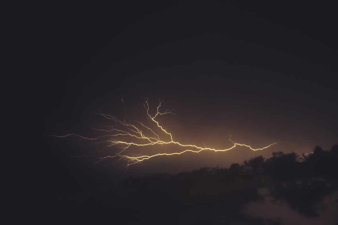 How Far Can You Really See Lightning (Image Credits: Unsplash)