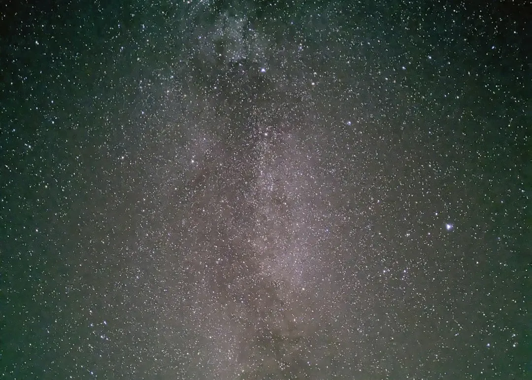 Is There an Edge in Space, or Just an Edge in What We Can See? (Image Credits: Unsplash)