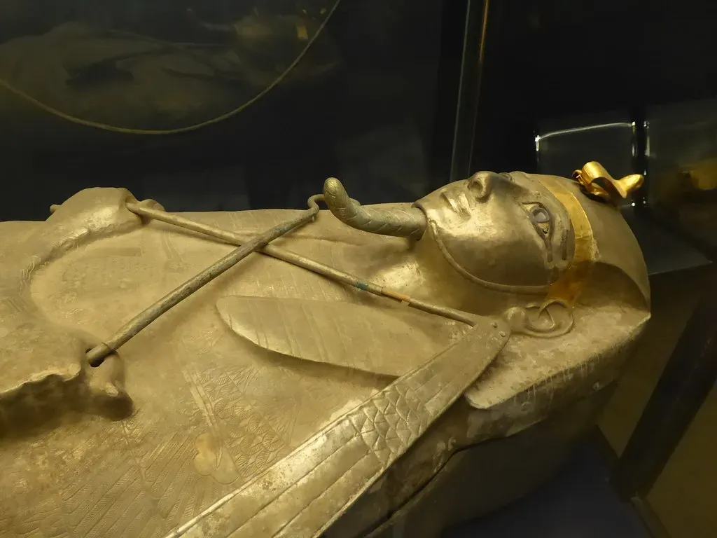 4. The “Silver Pharaoh” Psusennes I And A Tomb Richer Than Expected (Aidan McRae Thomson, Flickr, CC BY-SA 2.0)