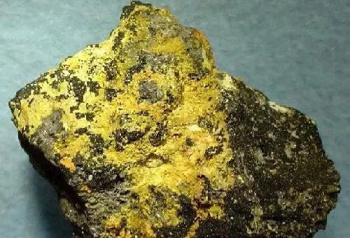 #2 - Yellow Ochre (Goethite / Limonite) (Image Credits: Wikimedia)