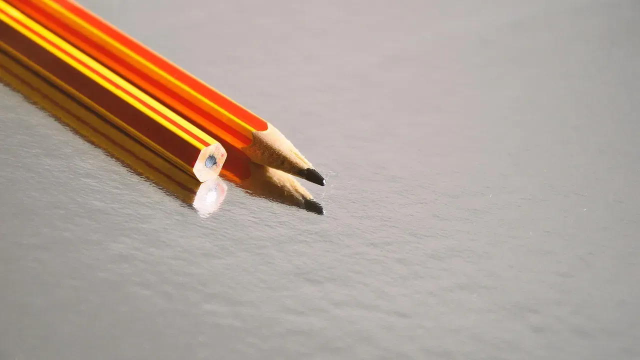 3. Graphite In Your Pencil: Layered Carbon With Slippery Superpowers (Image Credits: Pixabay)