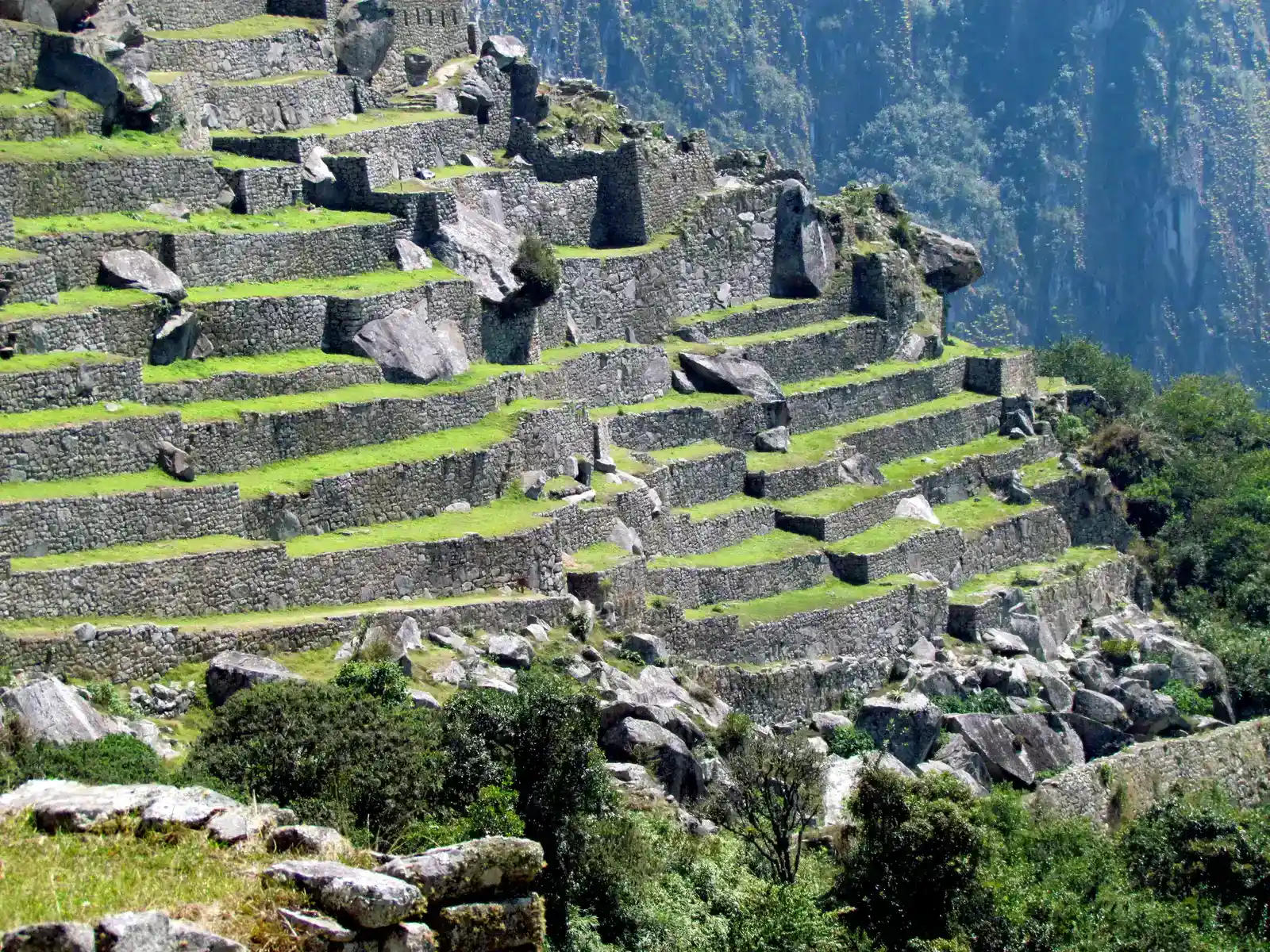 #6 - Machu Picchu's Terraces and the Vanished Access Routes, Peru (026 Terraces Machu Picchu Peru 2283, CC BY 2.0)