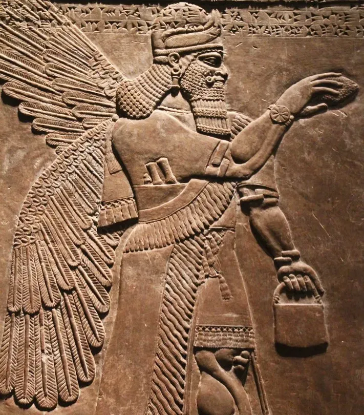 #8 - The Mysterious "Handbags" Carved Into Ancient Reliefs (Image Credits: Flickr)