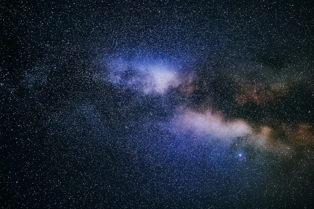 Periodic Radio Bursts From the Milky Way’s Dark Corners (Image Credits: Unsplash)