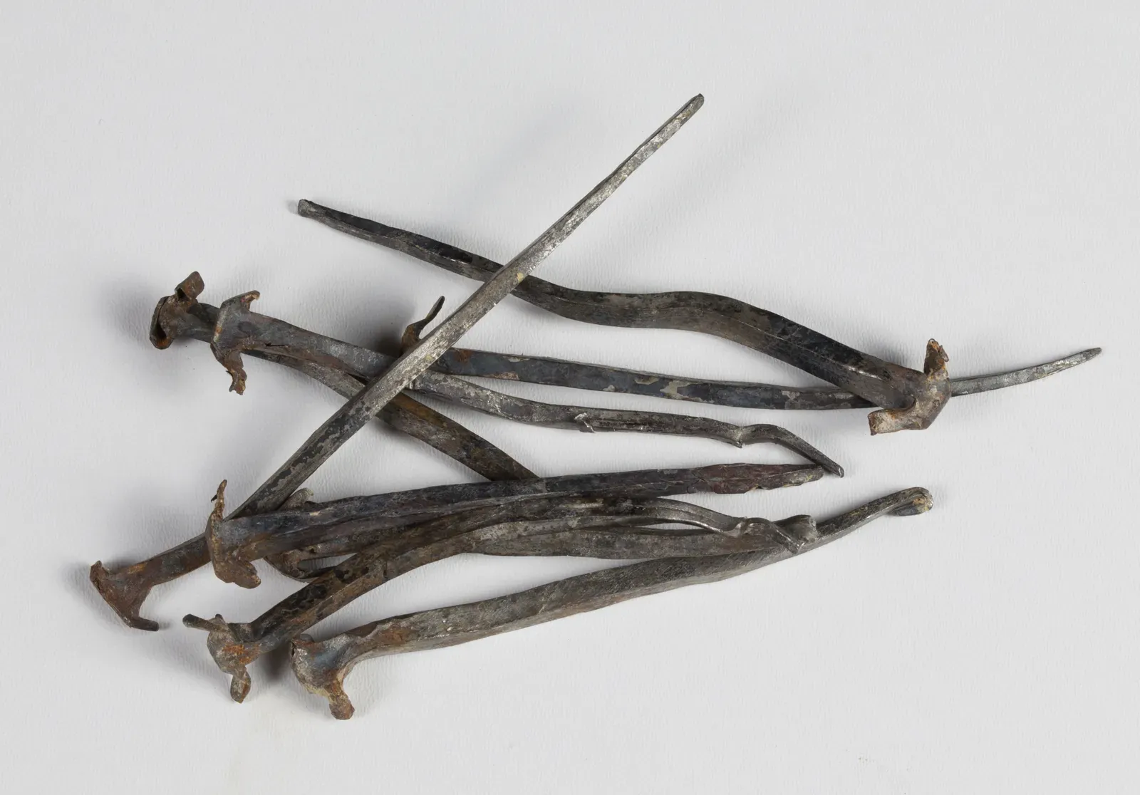 8. The "Impossible Nails" That Were Never Actually Tested (By Hubertl, CC BY-SA 4.0)
