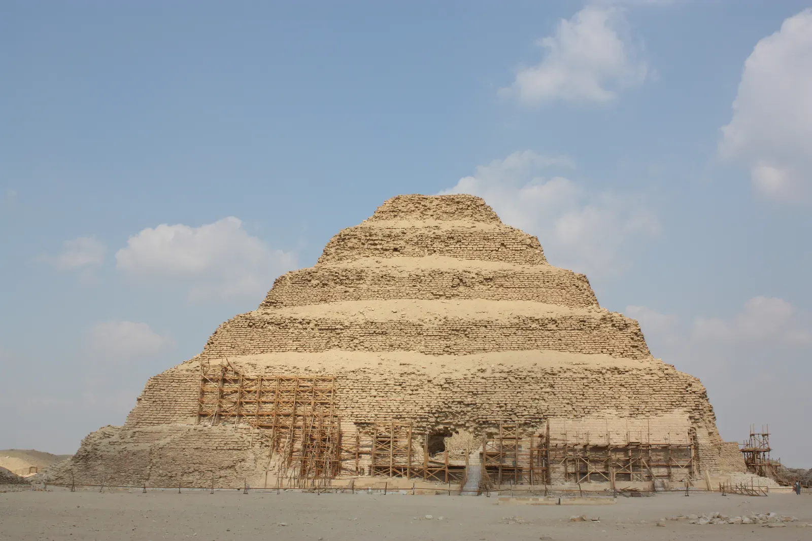 #8 - Egypt's "Minor" Pyramids Got Older Overnight (By Wknight94 talk, CC BY-SA 3.0)