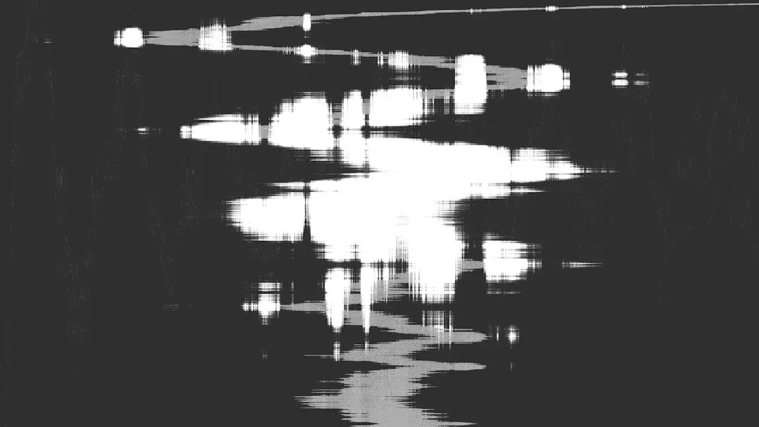 14. Anomalous Sonar Readings and “Objects” That Vanish (Image Credits: Unsplash)