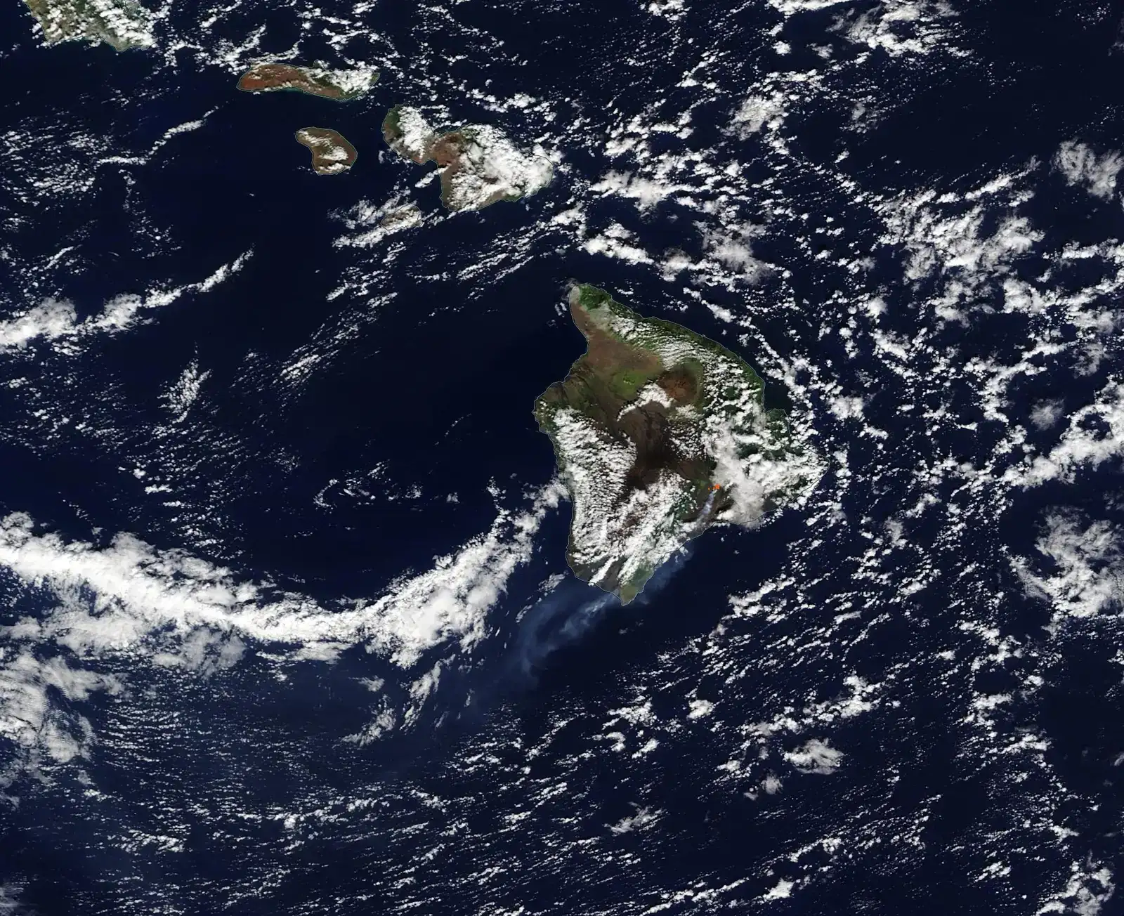 The Hidden Clues: Earthquake Lights Above a Shaking Ground (Image Credits: Wikimedia)