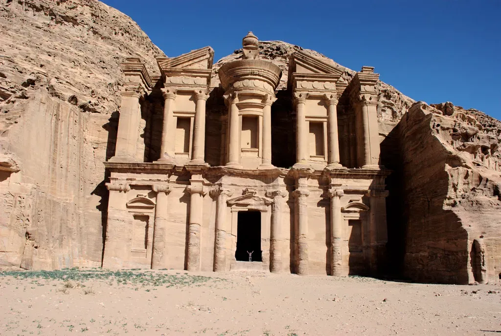 Nabatea and Petra: The Carved City That Turned to Echoes (Image Credits: Flickr)