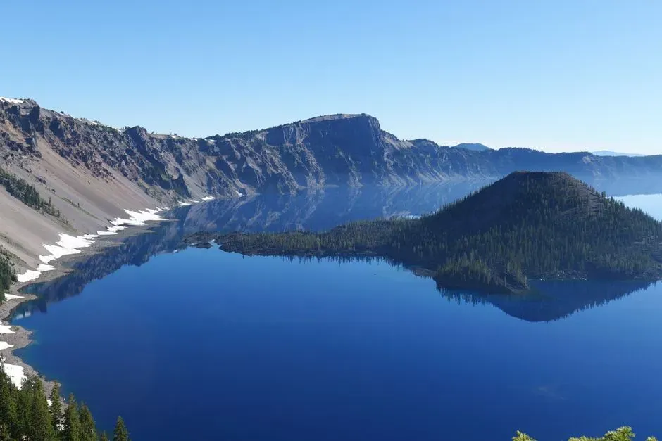 9. The Caldera Walls Reveal Layers of Volcanic History (Image Credits: Pexels)