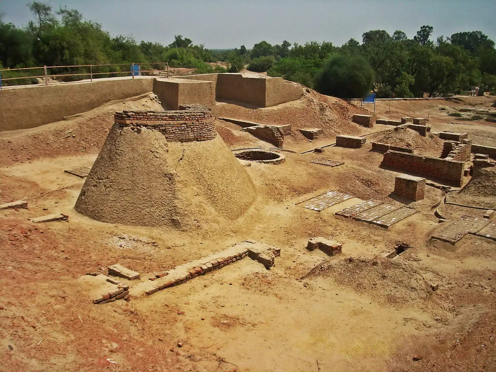 #6 – Harappa: The City That Standardized Everything (By Hassan Nasir, CC BY-SA 3.0)