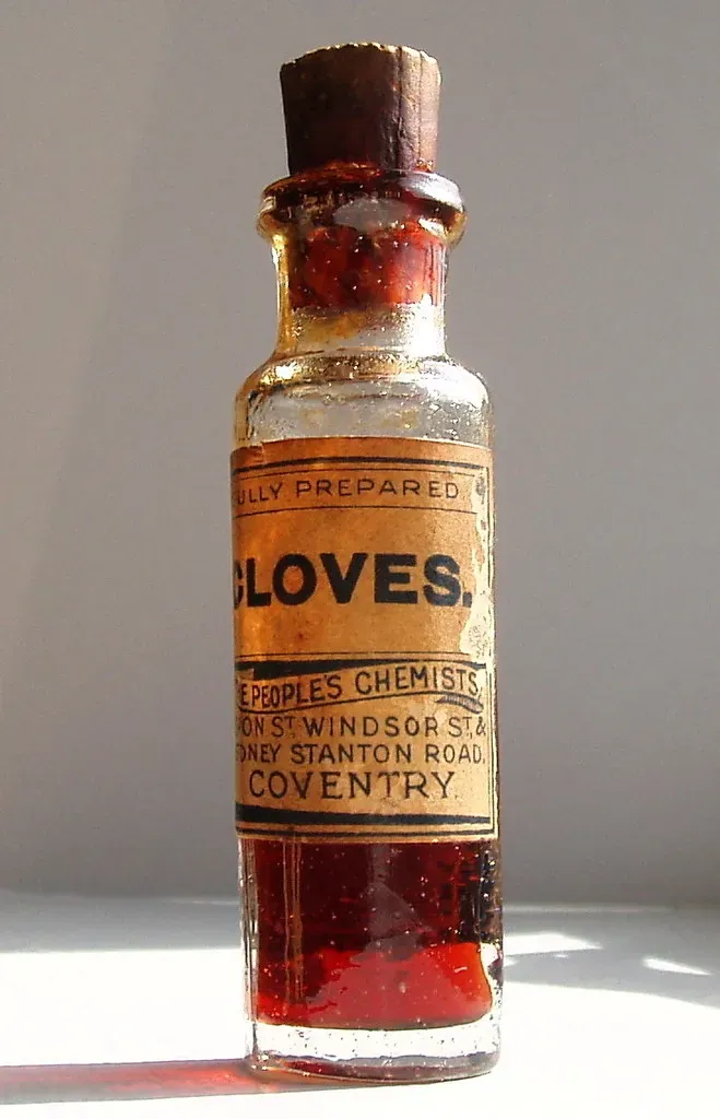 Clove Oil Irritates Their Sensitive Membranes (Image Credits: Flickr)