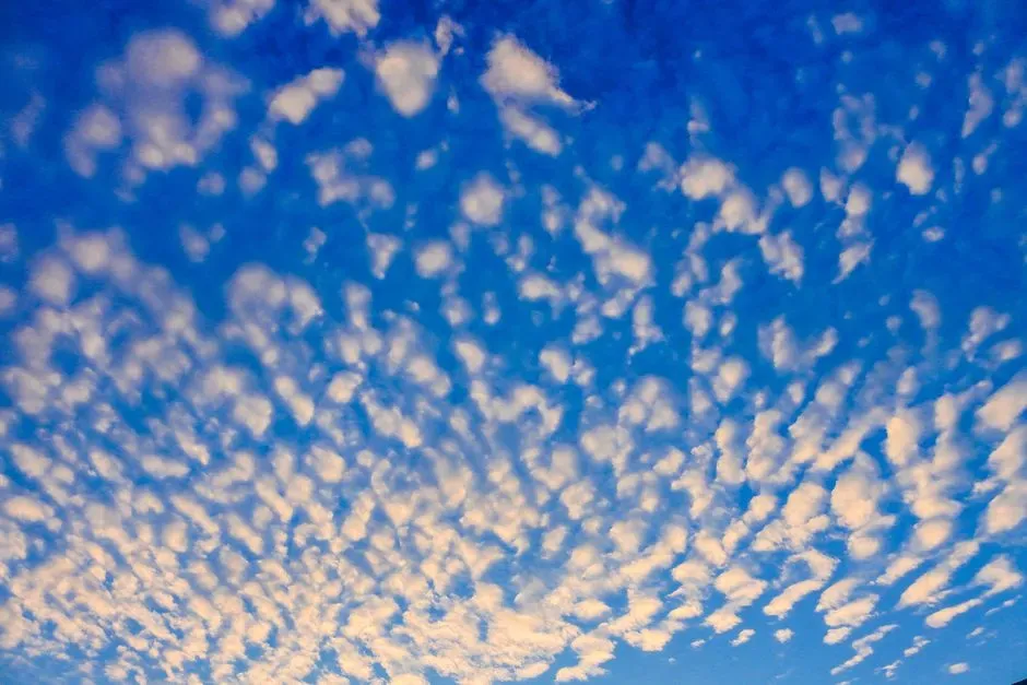 #4 - A Mackerel Sky Never Stays Dry For Long (Image Credits: Pexels)