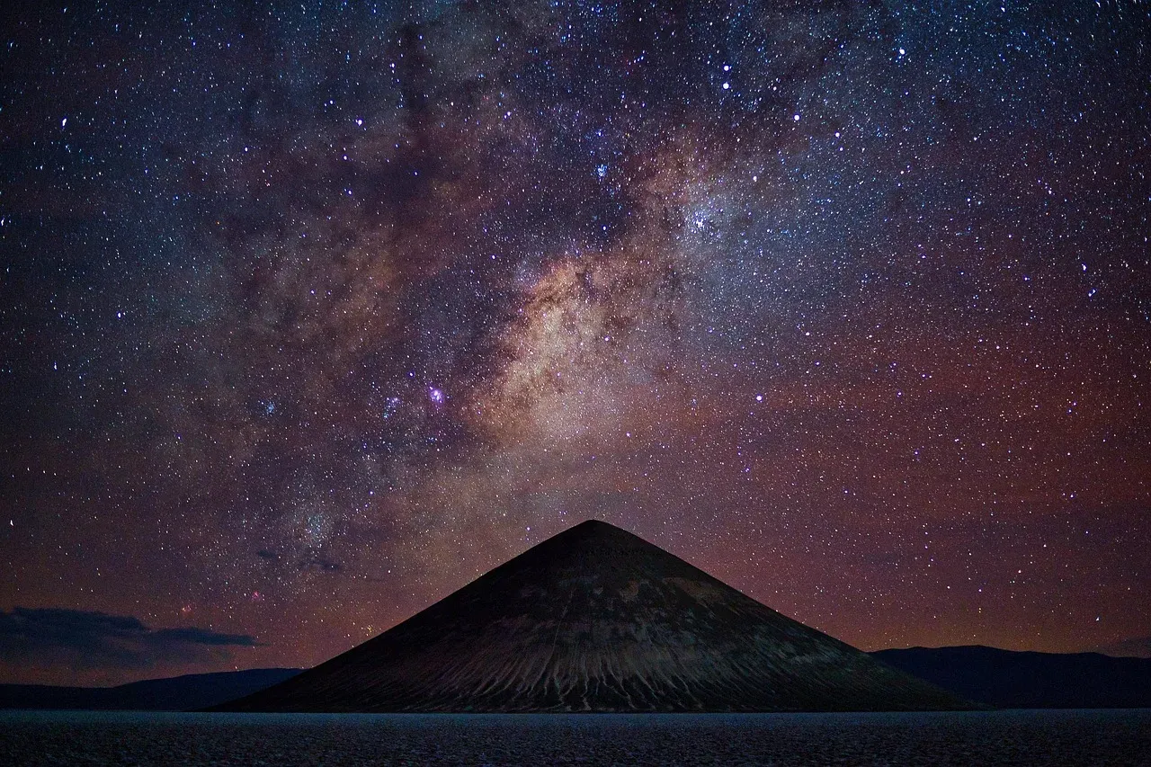 The Light You See Is Ancient, Not Instant (Image Credits: Pixabay)