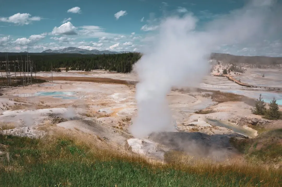 6. Hidden Gas Emissions Quietly Shape Air and Water Chemistry (Image Credits: Unsplash)