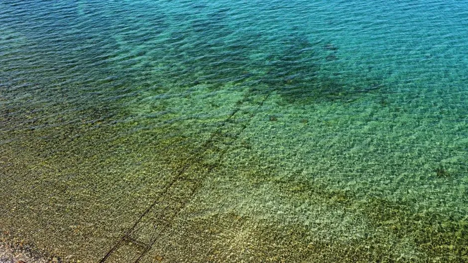 #5 - The "Grid" Patterns on the Atlantic Seafloor (Image Credits: Pexels)