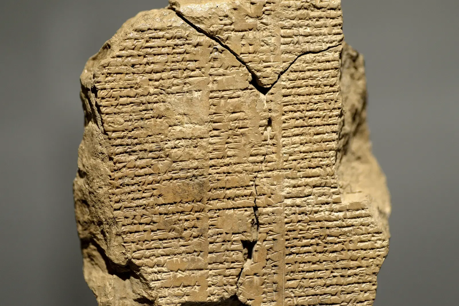 The Epic of Gilgamesh: Humanity's First Hero and His Quest for Immortality (Image Credits: Wikimedia)