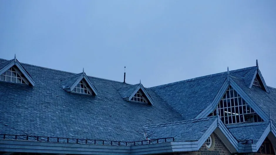 #4 - The Roof Pitch Minimum That Keeps Water From Winning (Image Credits: Pexels)