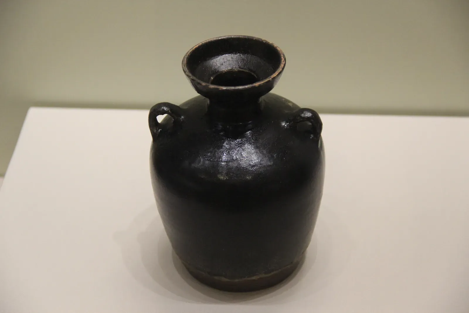 #6 - Black-Burnished "Carbon-Polished" Ware (Baekje Black Burnished Pottery, CC0)