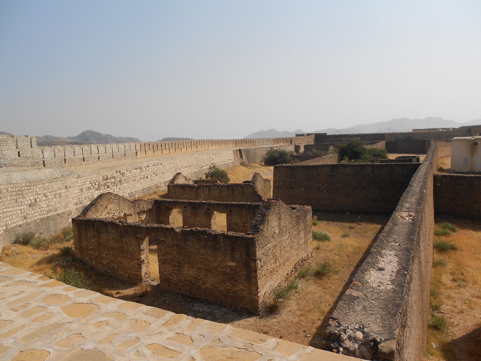 From Mudbrick to Megalith: Materials Science Before the Lab (Image Credits: Wikimedia)