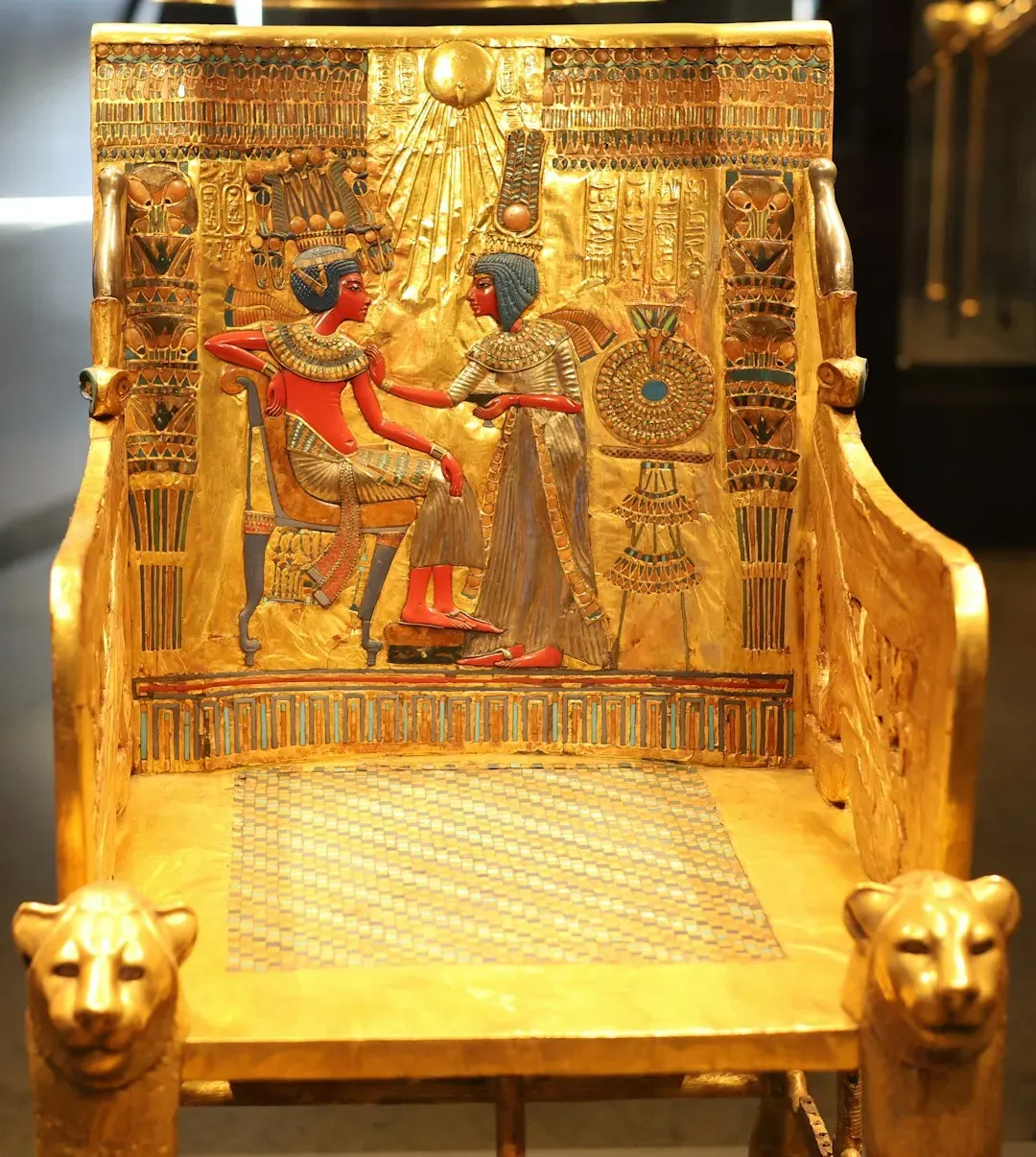 6. The Tiny Golden Thrones and Footstools Covered in Odd Scenes (Image Credits: Unsplash)