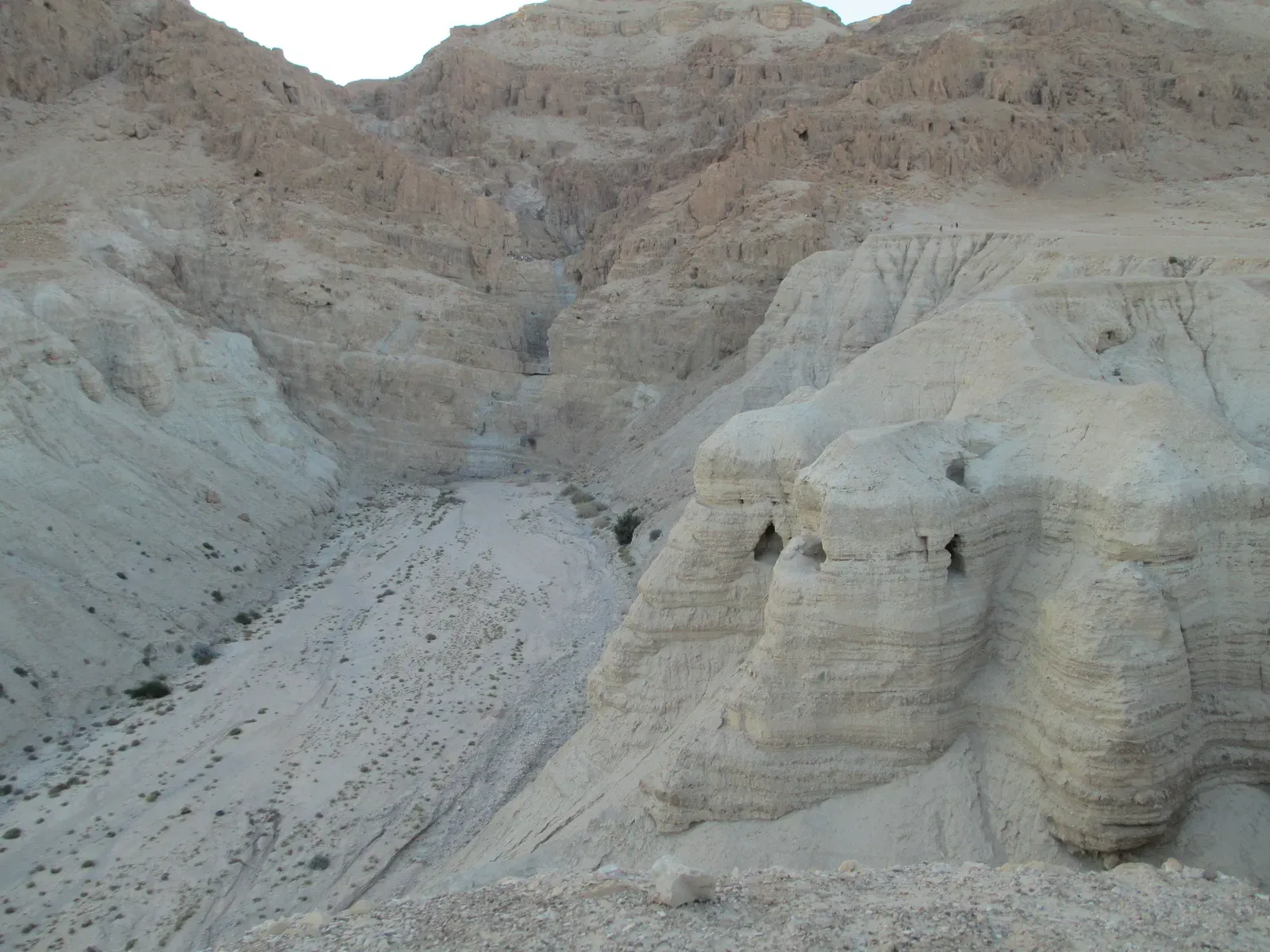 #7 - The Off-Limits Caves Near Qumran, West Bank (Dr. Avishai  Teicher via the PikiWiki - Israel free image collection project, CC BY 2.5)