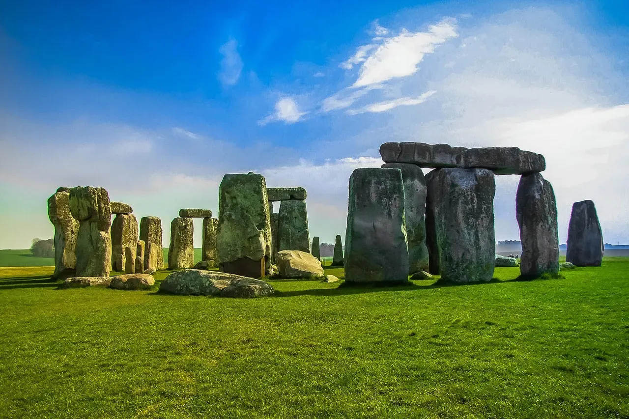 Scotland, Wales, and the Long-Distance Stones (Image Credits: Pixabay)