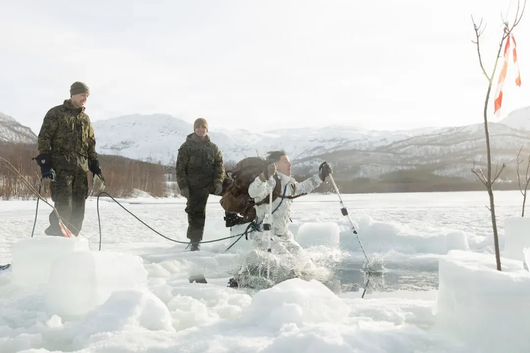 8. Arctic Char and Lake Trout: Deep-Water Cold and Boat Risks (Image Credits: Unsplash)