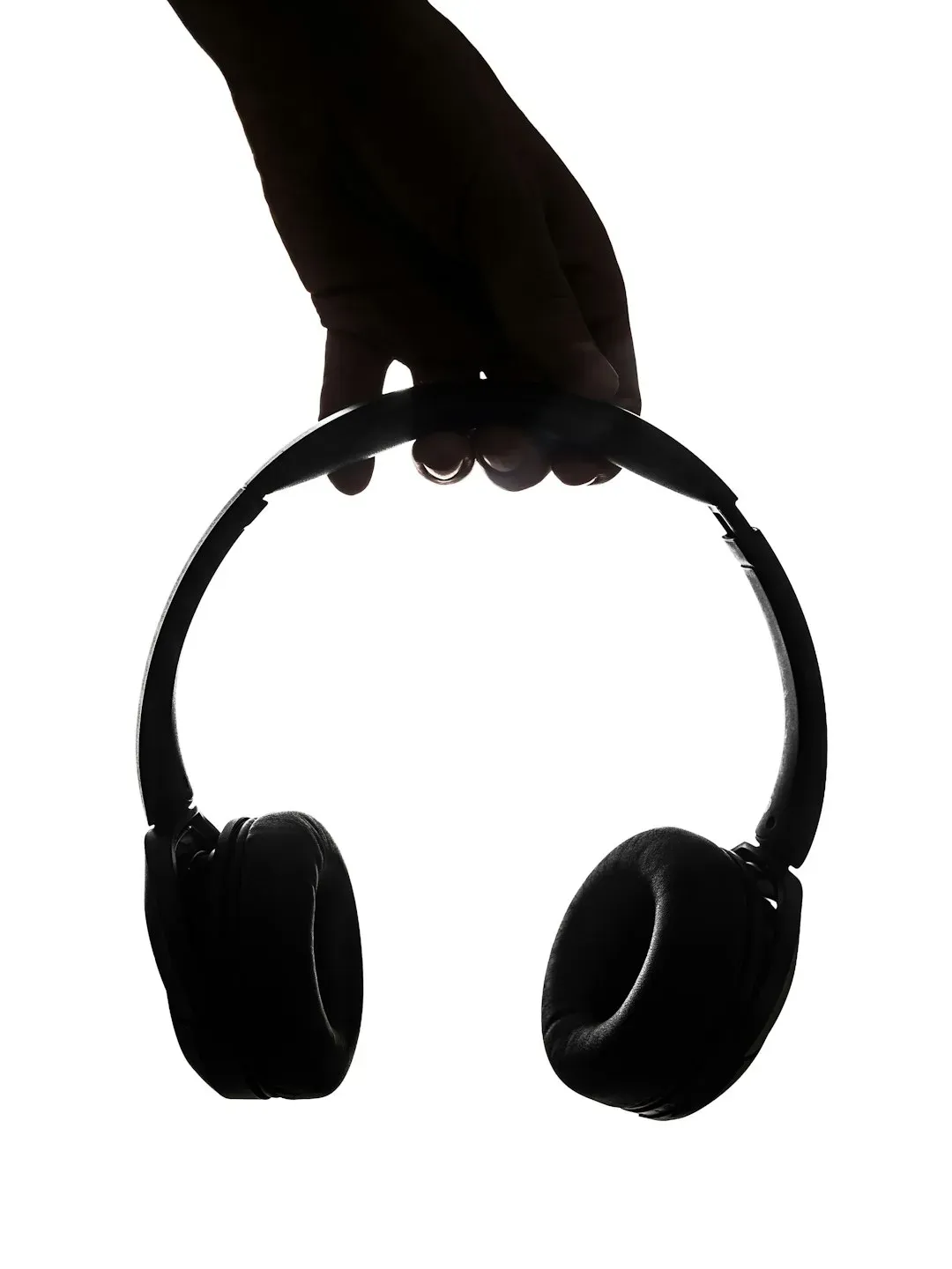 The Future Landscape: AI Playlists, Emotion-Tracking Wearables, and Ethical Questions (Image Credits: Unsplash)