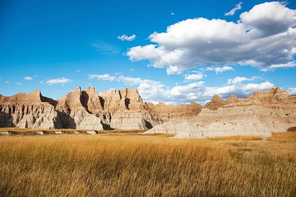 4. Badlands National Park, South Dakota – Fossil-Rich Remains of an Ancient World (Image Credits: Rawpixel)
