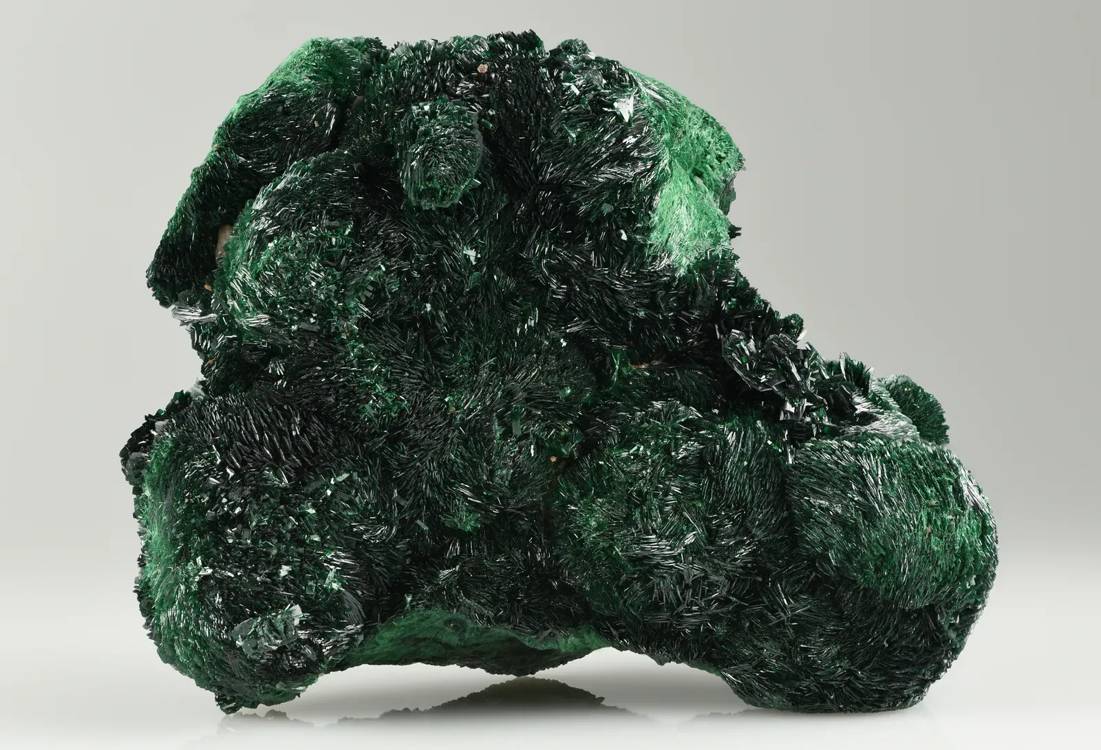 #12 - Copper Green (Atacamite / Malachite) (Image Credits: Wikimedia)