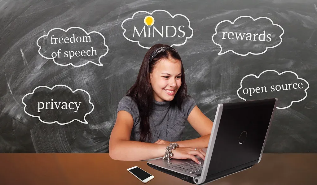 Error-Friendly Brains: Learning From Mistakes Without Self-Destruction (Image Credits: Flickr)