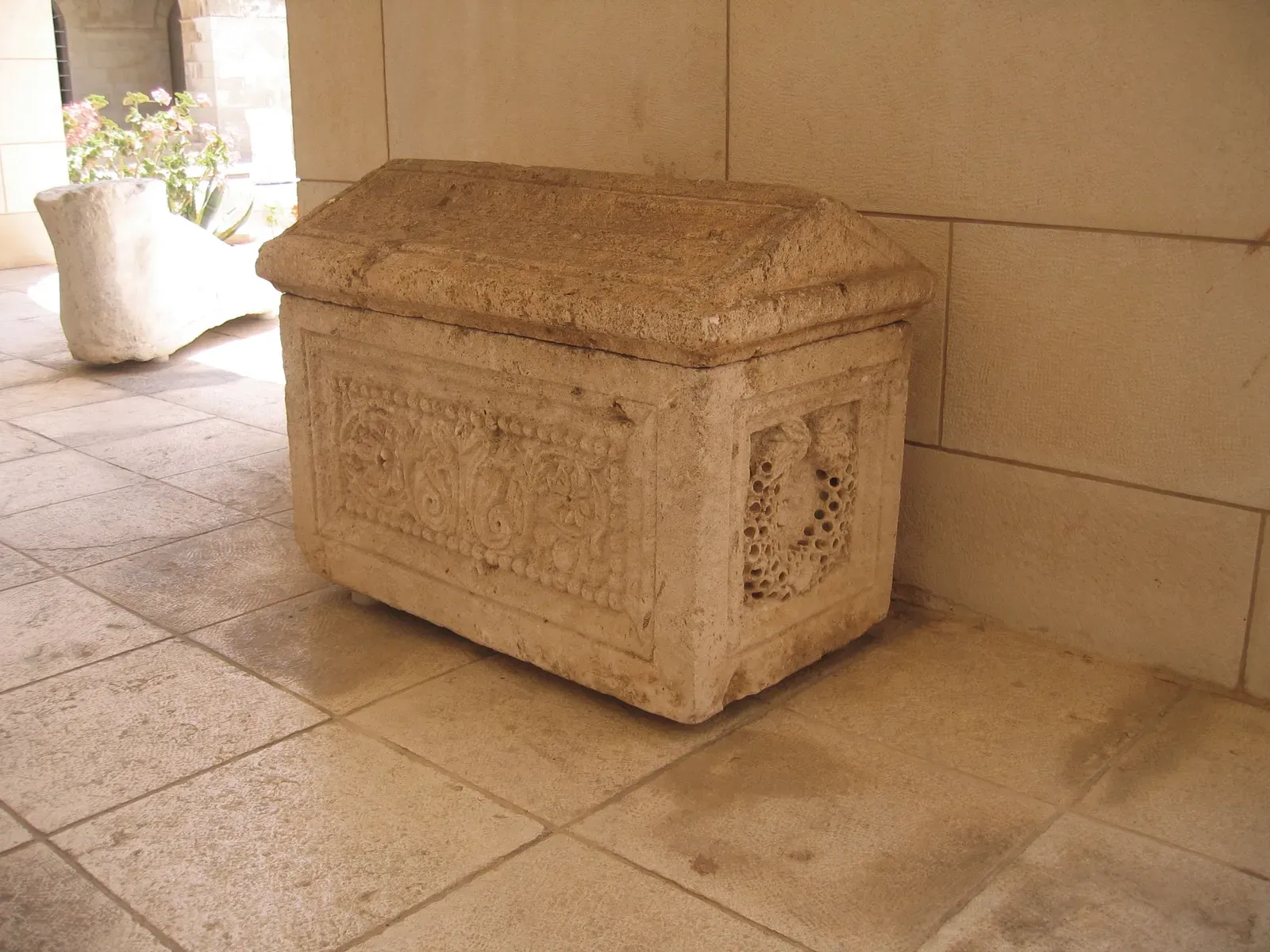 #2 - The James Ossuary: The Trial That Split Biblical Archaeology (Talmoryair (talk), Public domain)