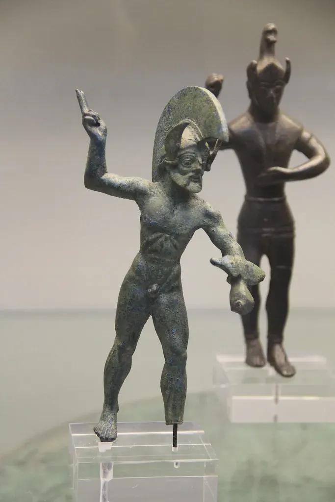 #9 - The Metropolitan Museum's Etruscan Warriors: Giants Built From Modern Clay (Image Credits: Flickr)