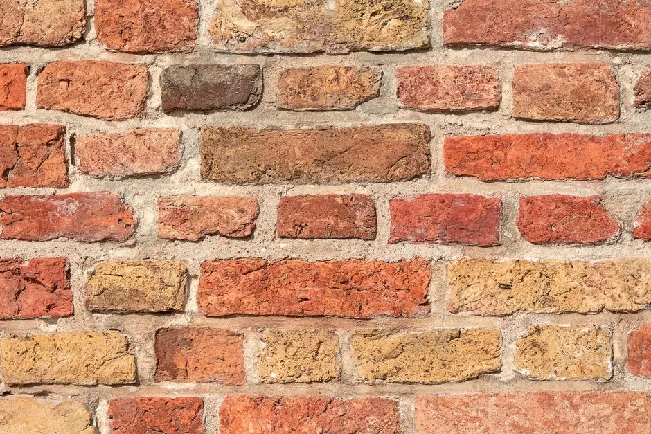 #4 - The Mortar Has Aged Gracefully, Not Just "Hung On" (Image Credits: Pexels)