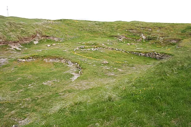 A Bronze Age Village Under a Highway Project (From geograph.org.uk, CC BY-SA 2.0)