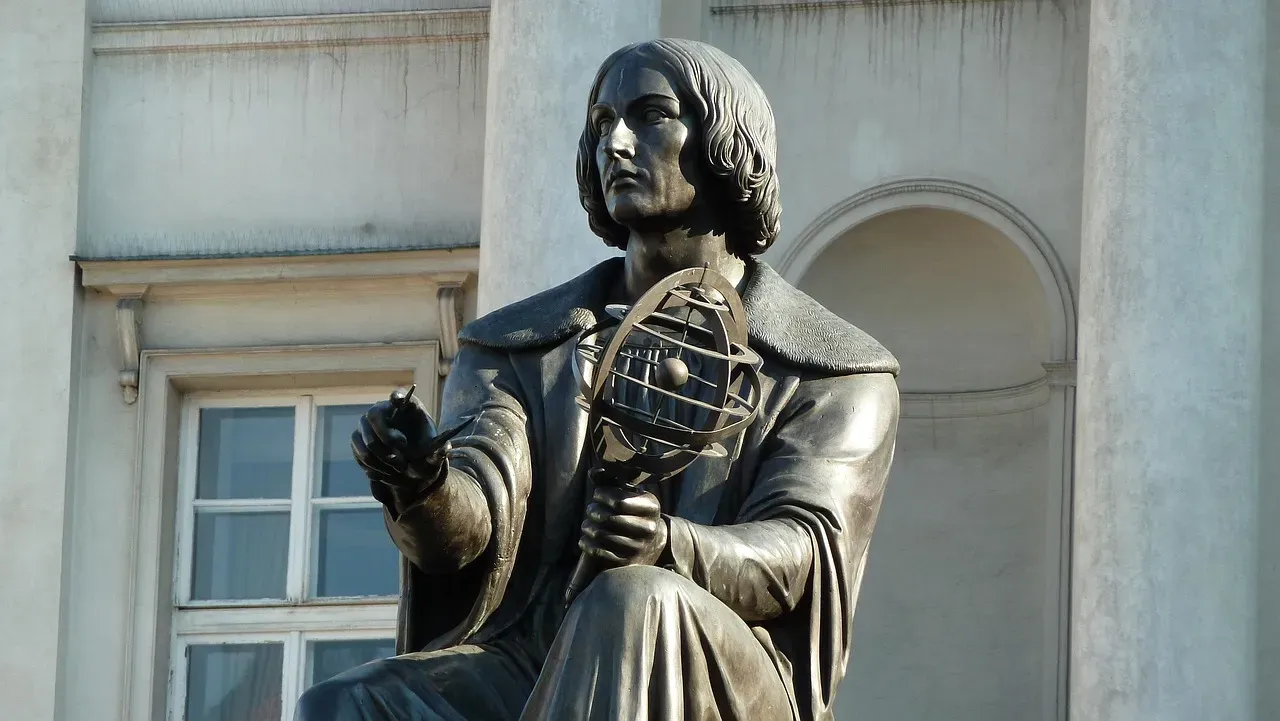 Nicolaus Copernicus: The Man Who Moved the Earth (Image Credits: Pixabay)