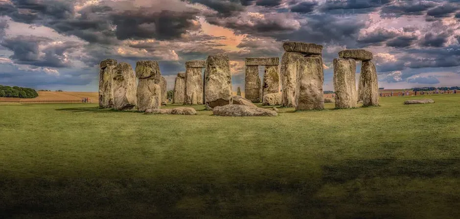 Stonehenge: More Than a Circle of Stones in a Field (Image Credits: Pexels)