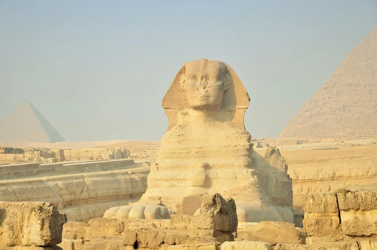 The Underground Giza Hypothesis: How Far Could The Network Extend?  (Image Credits: Pixabay)