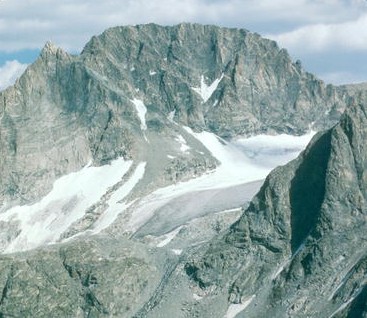 Wyoming's Wind River Glaciers - Rocky Mountain Retreat (Image Credits: Wikimedia)